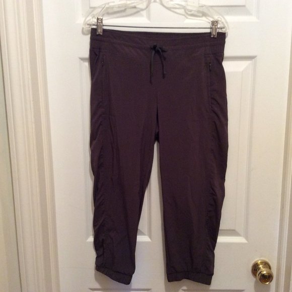 Pants - Athleta La Viva Capri Crop Green-Brown Pants 10